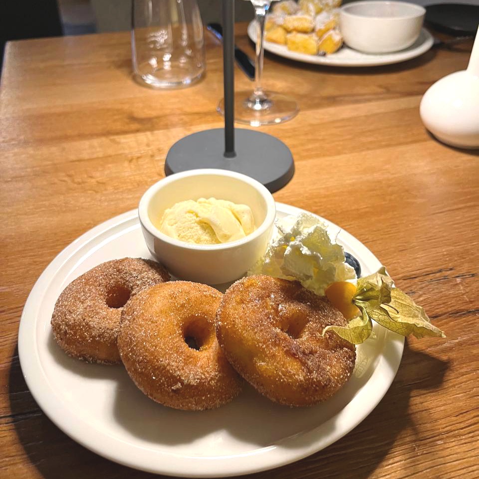 Restaurant Die Wilgans, Gericht, Apfelküchlein
