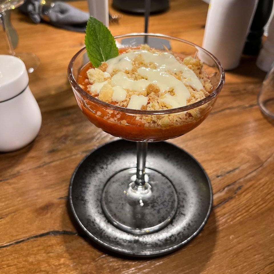 Restaurant Die Wilgans, Gericht, Erdbeer-Rhabarber-Ragout