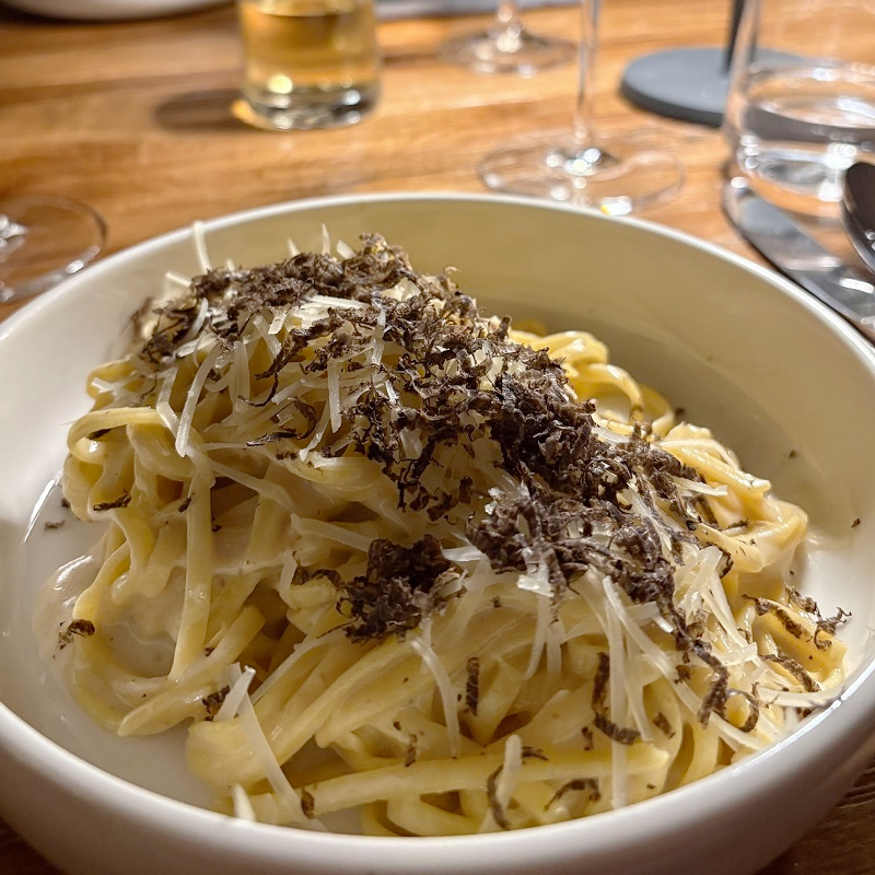 Restaurant Die Wilgans, Gericht, Erdbeer-Rhabarber-Ragout